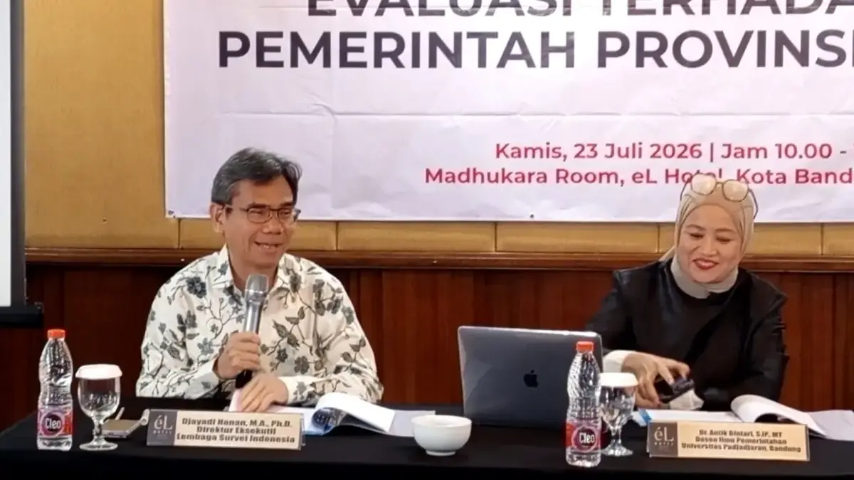 Kepuasan Publik terhadap Erwan Timpang dengan Dedi Mulyadi, Elektabilitas Golkar Terkoreksi Direktur LSI Djayadi Hanan bersama Dosen Unpad Antik Bintari, Kamis (23/7). (son)