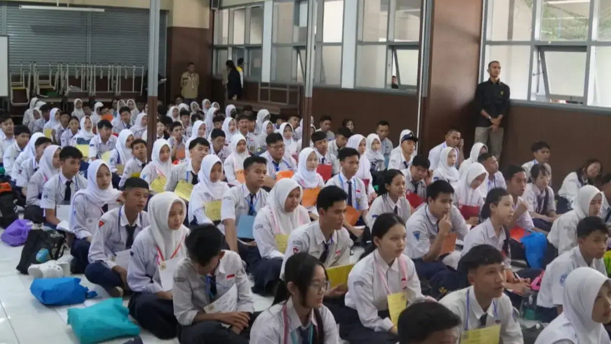 Tumbuhkan Minat, Diskuk Bekali Siswa Tentang Koperasi