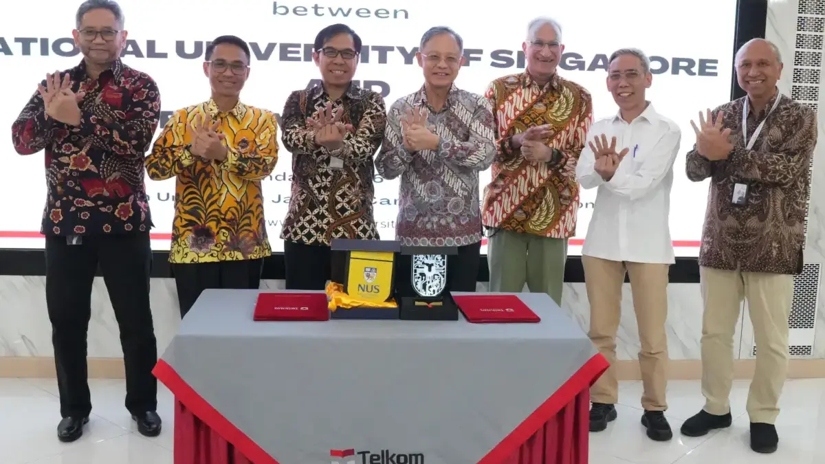 Telkom Perkuat Digitalisasi dan Inovasi Melalui MoU Telkom University-National University of Singapore MoU Global