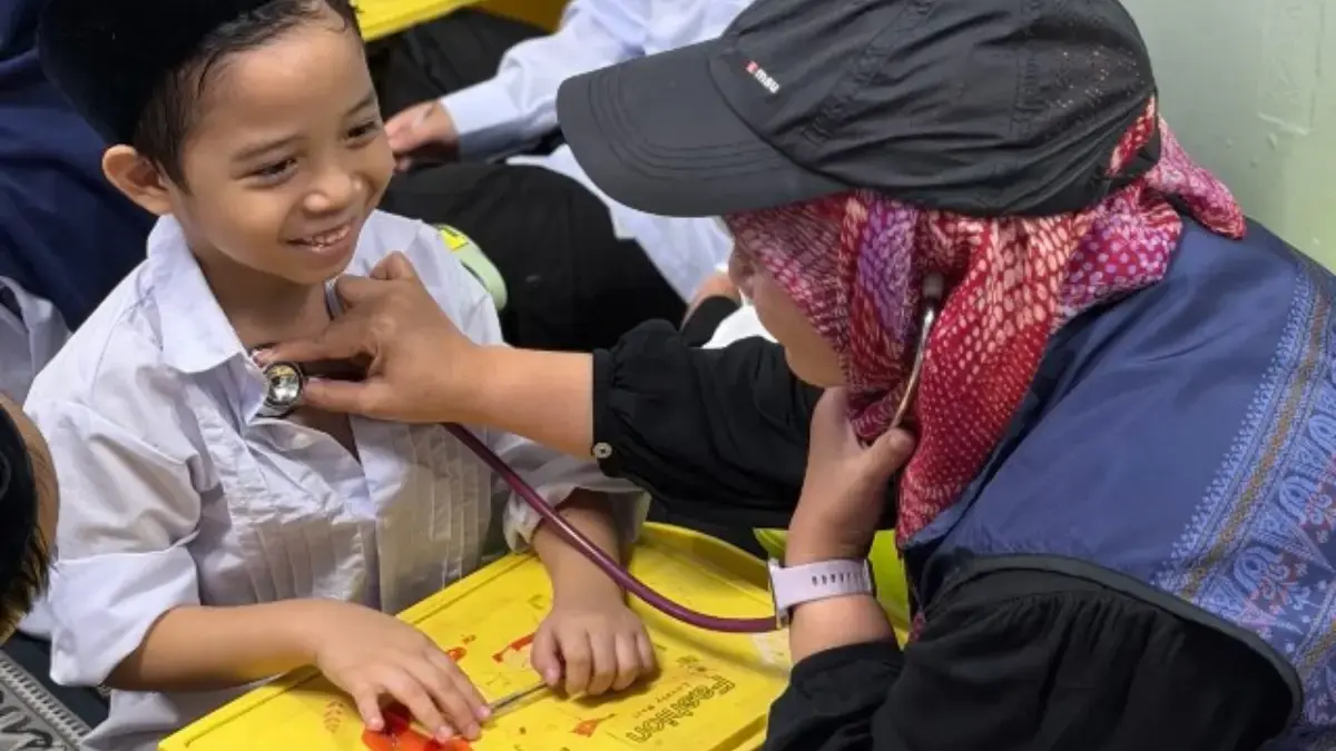 Peduli Kesehatan Anak PMI di Malaysia, FK UNJANI Gelar Aksi Medis Preventif dan Edukasi PHBS UNJANI