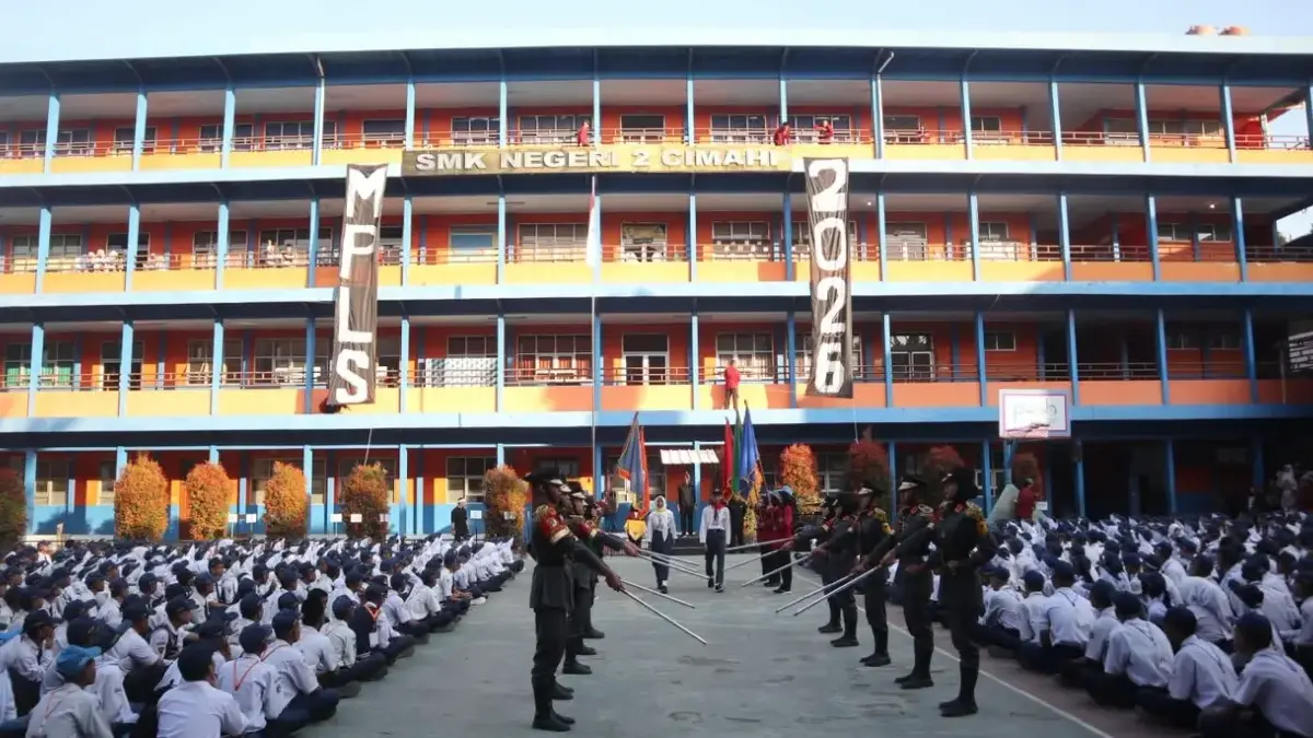 MPLS SMKN 2 Cimahi Tekankan Disiplin dan Akhlak di Tengah Modernisasi SMKN 2 Cimahi