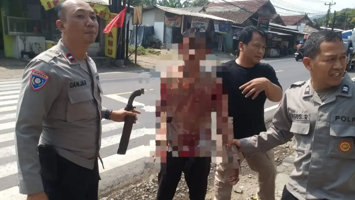Sopir angkot berkelahi