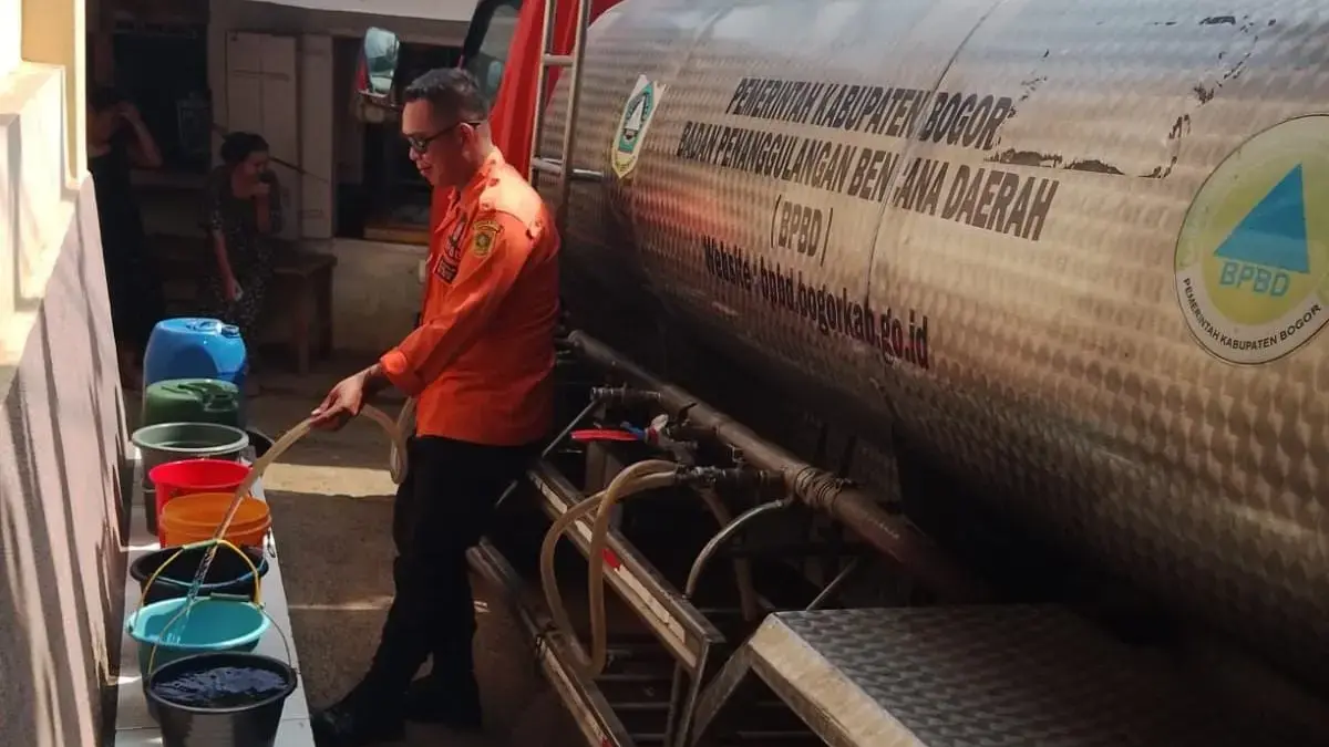 2.189 Warga Sukaraja Dilanda Krisis Air Bersih, BPBD Turunkan 15.000 Liter Bantuan Air