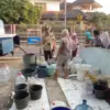 Tagana Kabupaten Tasik Gerak Cepat Salurkan Air Bersih ke Cibalanarik