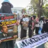 Tolak Safari Politik Jokowi di Bandung, GAUM-K dan GMKR Gelar Aksi di DPRD Jabar