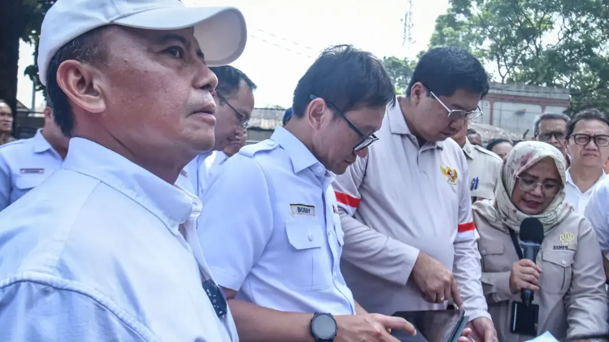 Tinjau Lahan KAI, Bang Ara Pastikan Pembangunan Hunian TOD di Kiaracondong Berjalan Cepat 