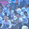 Siswa baru mengikuti kegiatan Masa Pengenalan Lingkungan Sekolah (MPLS) Pancawaluya Sekolah Manusia Unggul (Ma