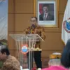 Wali Kota Cimahi, Ngatiyana saat Memberikan Sambutan dalam Edukasi Literasi Keuangan dan Sosialisasi APBN sert