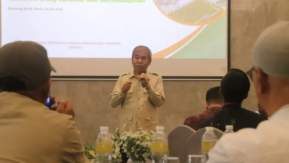 Wakil Bupati Bandung Barat, Asep Ismail saat menghadiri silaturahmi dengan Himpunan Pengusaha Pekerja Masyarak