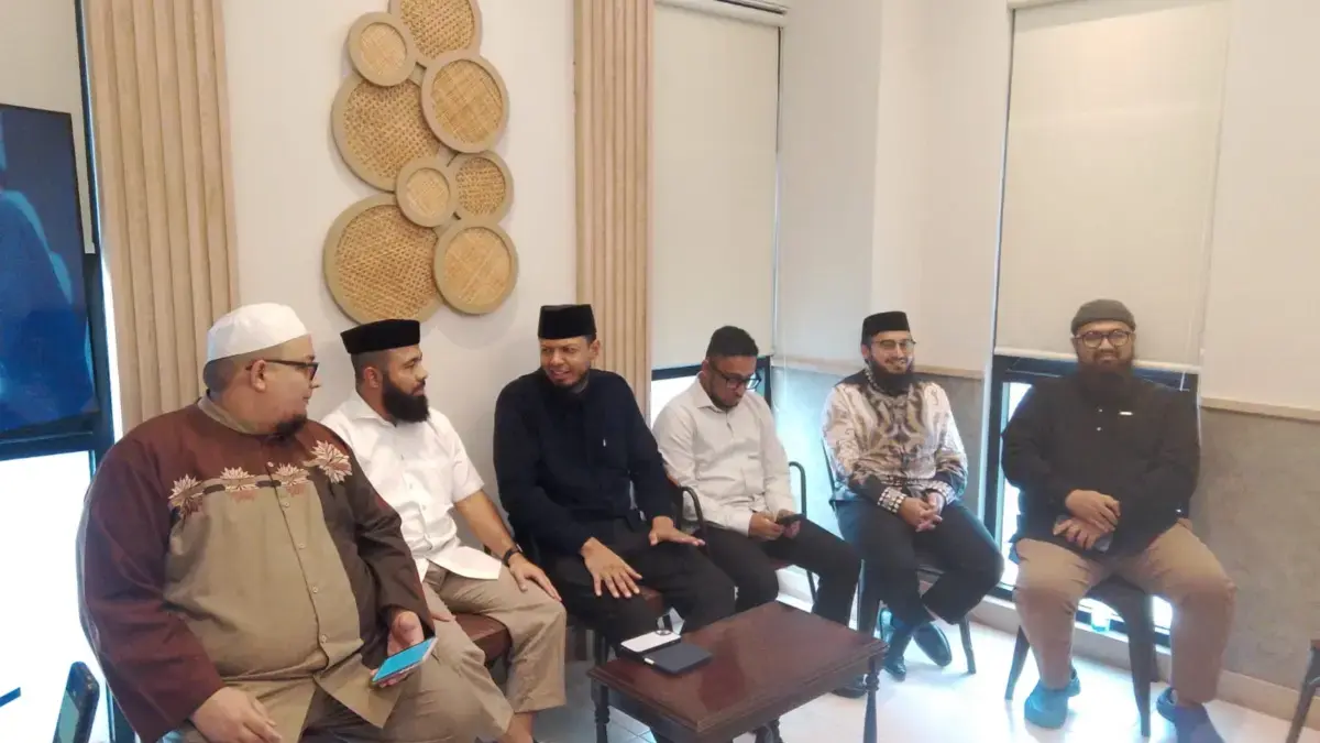 Nakhla Tour resmi memperluas jaringan layanannya dengan membuka kantor cabang baru di Jalan Bengawan No. 76, K