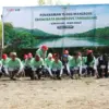 Jajaran manajemen PT Astra Honda Motor bersama Pemerintah Provinsi Jawa Barat, Pemerintah Kabupaten Karawang m