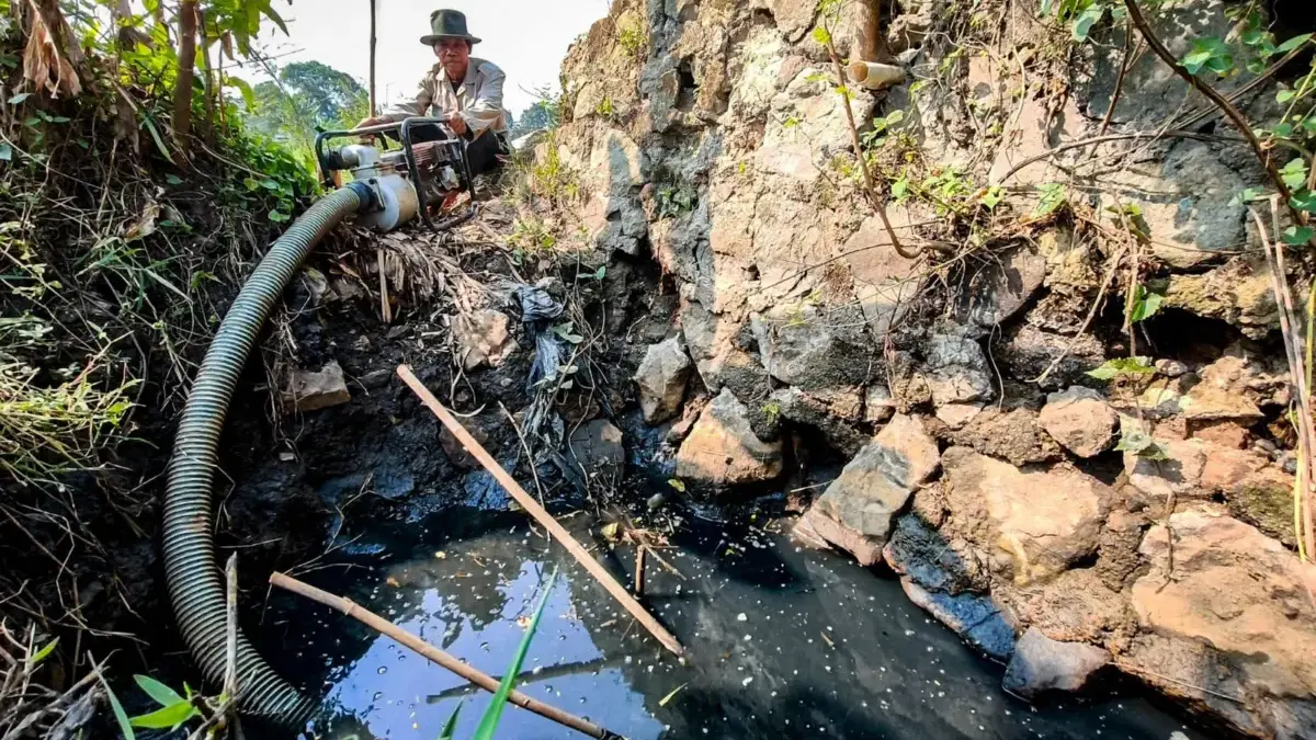 Kemarau Panjang Ancam Lahan Pertanian di Sekitar GBLA, Petani: Ini yang Terparah