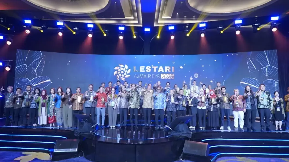 Telkom meraih Lestari Award 2026 pada kategori Talent Management yang diserahkan langsung oleh Menteri Koordin
