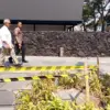 Wali Kota Bandung M Farhan ngamuk, Jumat (31/7). Itu saat meninjau sejumlah pohon pinggir jalan di samping L