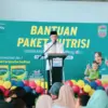 Bupati Ciamis Herdiat Sunarya saat mengriktik sektor perbankan yang menyakurkan CSRnya ke daerah lain, Jumat (