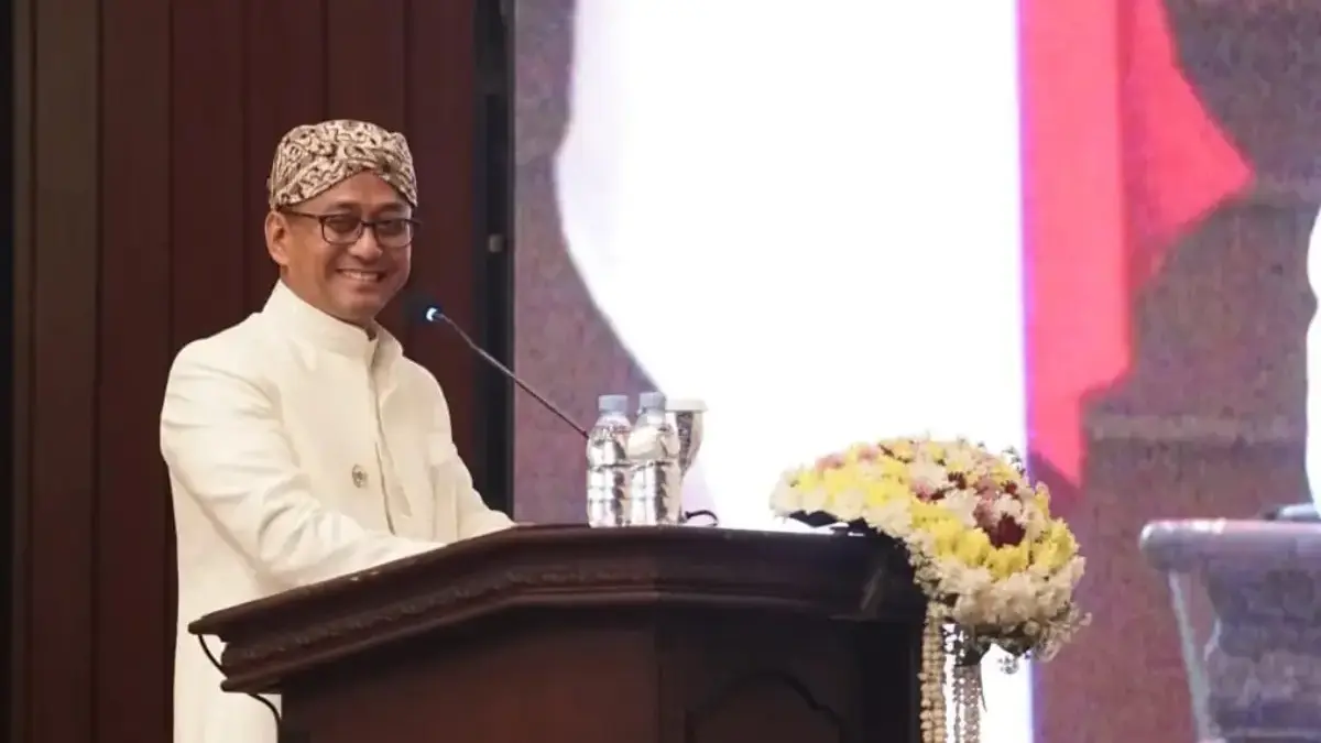 Di Usia ke-394, Pemkab Tasikmalaya Tancap Gas Wujudkan 13 Program Prioritas Meski Dihadapkan Keterbatasan Bupati Cecep berpidato saat Rapat Paripurna HUT Tasikmalaya