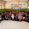 Dosen dan Mahasiswa Bhakti Kencana University Perkuat Edukasi Kesehatan Melalui Gerakan \