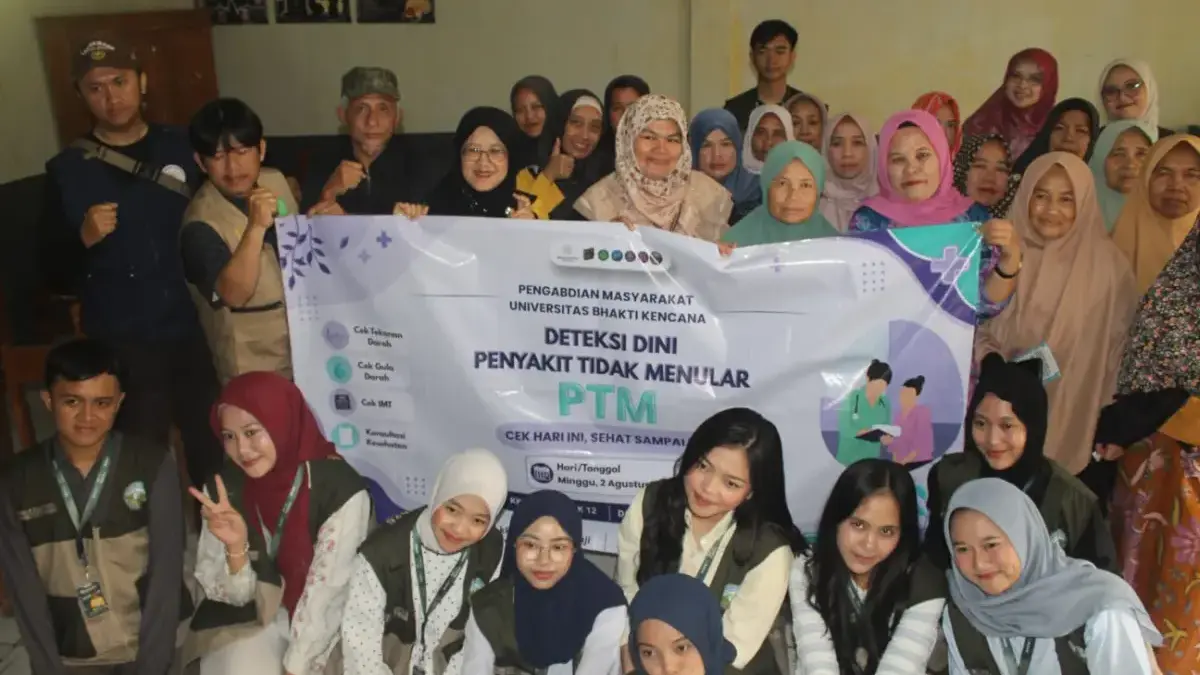 Mahasiswa Universitas Bhakti Kencana Wujudkan Desa Sehat dan Mandiri Lewat Program KKN di Mandalahaji