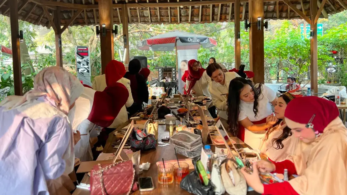 Kolaborasi MUA