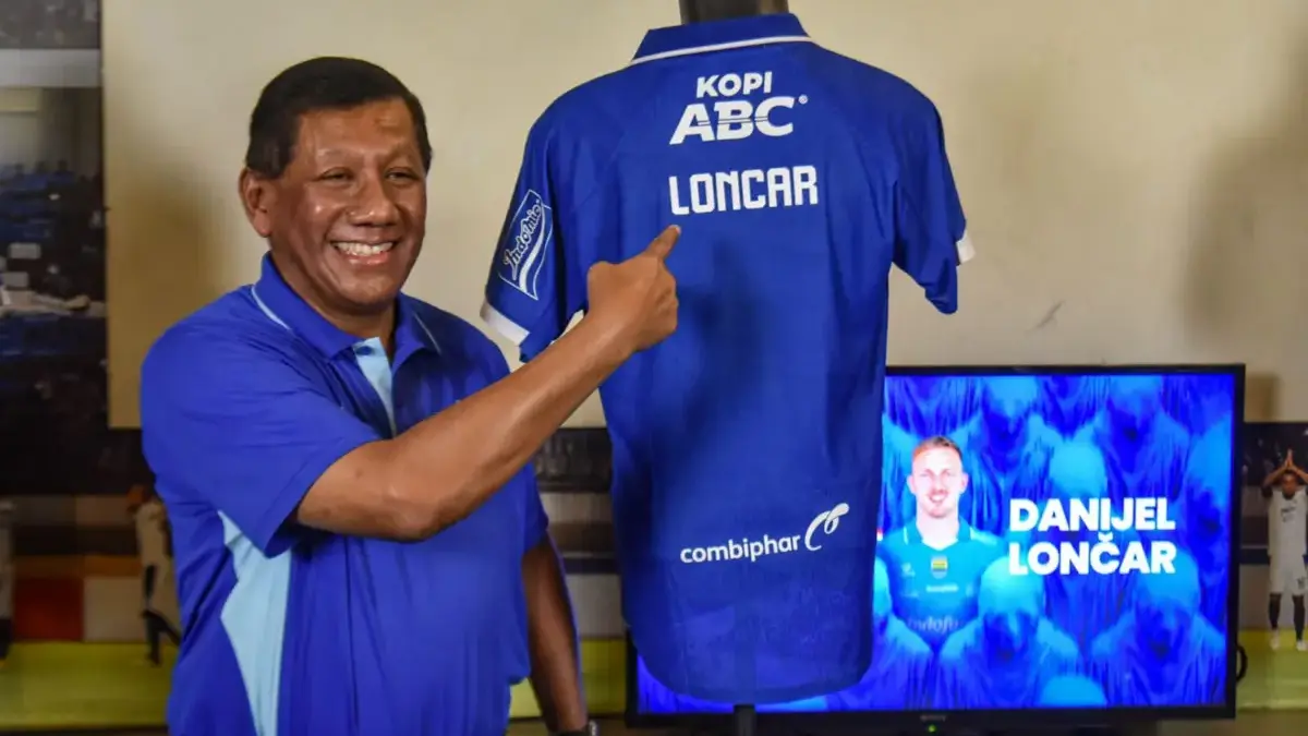 Tambah Kekuatan di Lini Pertahanan, Persib Resmi Rekrut Bek Asing Asal Kroasia Danijel Loncar Persib