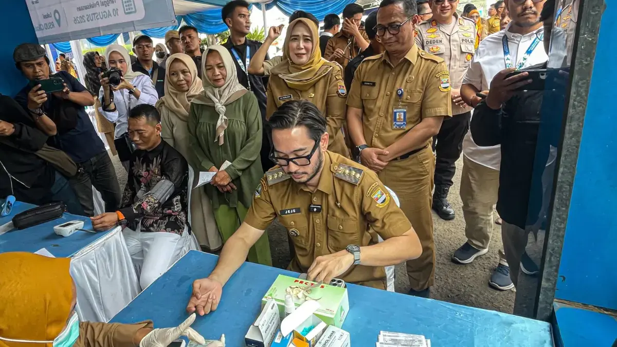 Jeje Dorong Pembenahan Fasilitas dan SDM RSUD di Bandung Barat Bupati Bandung Barat, Jeje Ritchie Ismail saat menghadiri HUT ke-9 RSUD Cikalongwetan. Senin (10/8). Dok Jaba