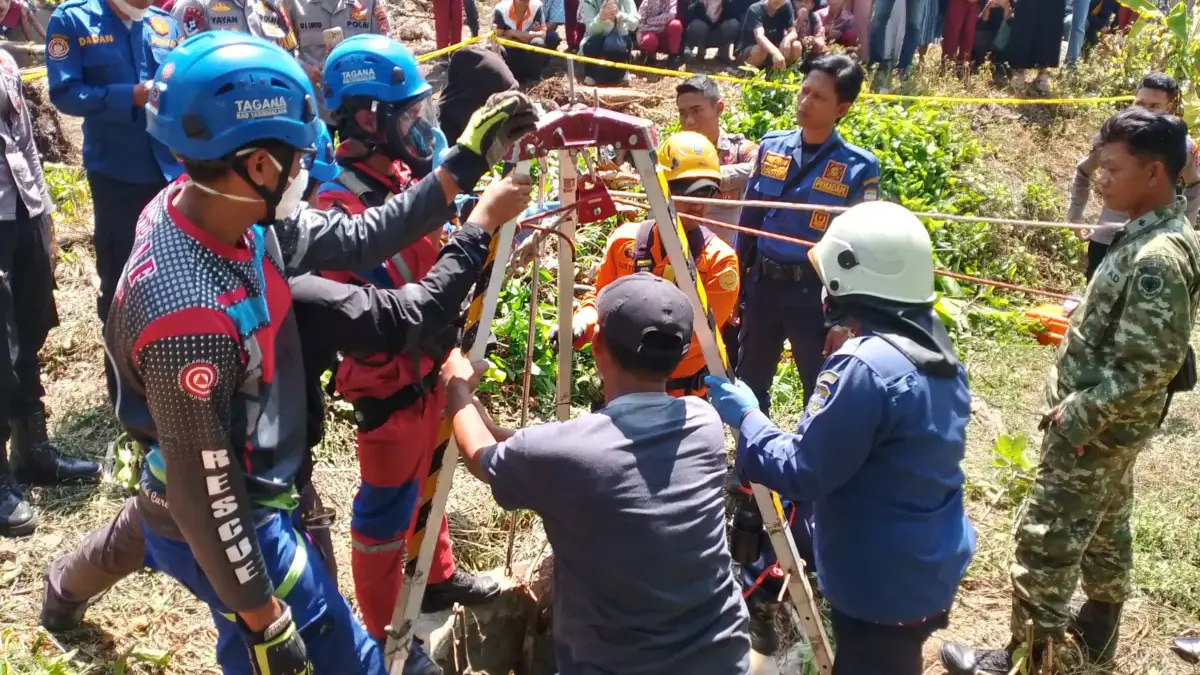 Jasad Aam Amelia Ditemukan di Sumur Tua Tanjungjaya-Tasikmalaya, Evakuasi Sempat Tertahan Ular Kobra