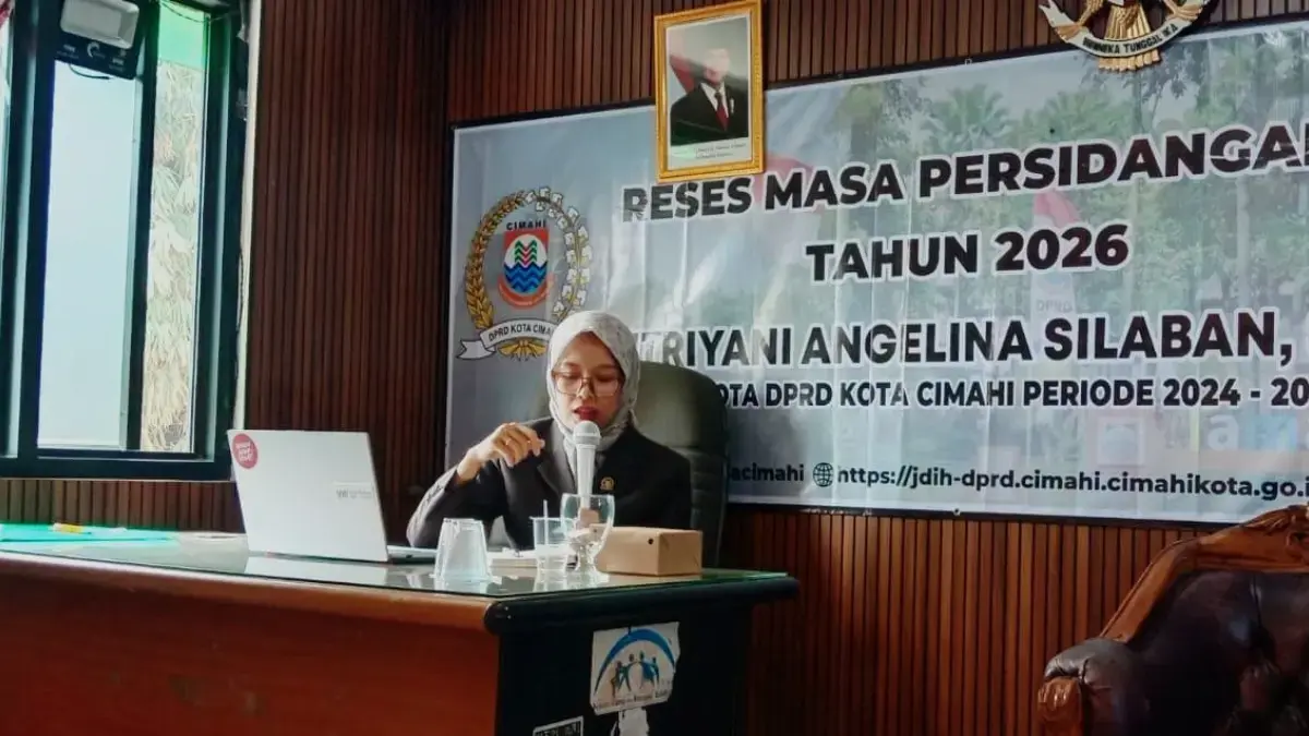 Fitriyani Angelina Serap Aspirasi Warga Cimahi Selatan, Beragam Persoalan Jadi Sorotan Anggota Komisi I DPRD Kota Cimahi Fraksi PPP Fitriyani Angelina berdialog dengan warga saat melaksanakan Reses