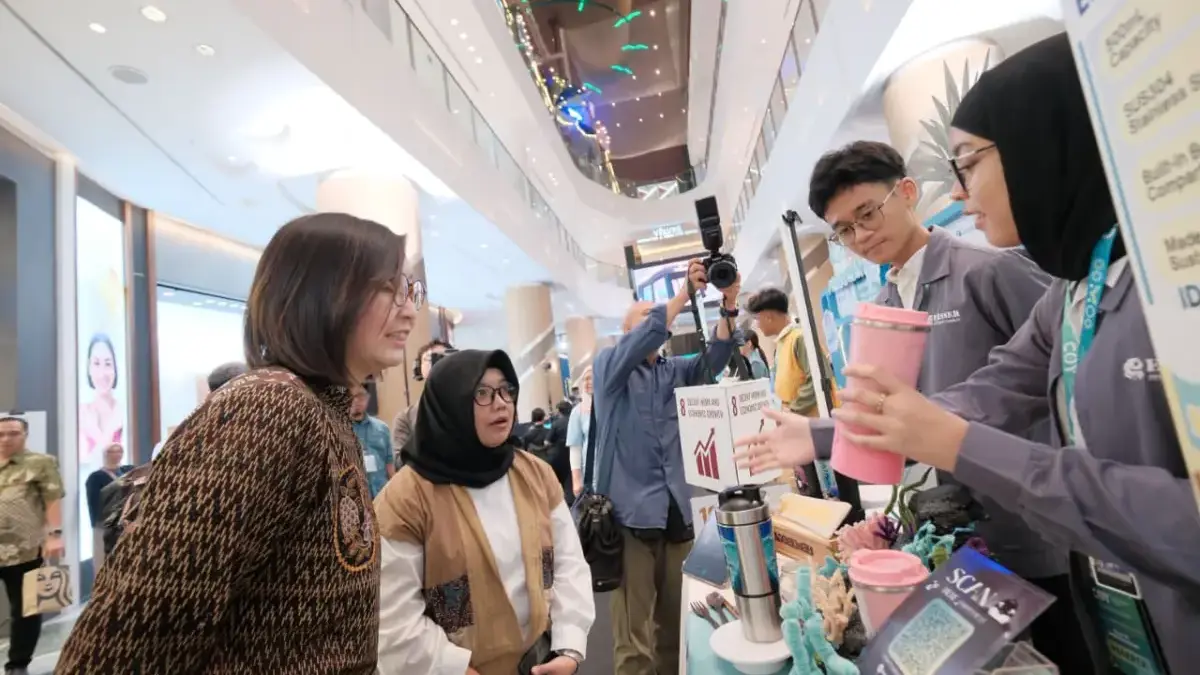 Sebanyak 1.173 siswa SMA dan SMK dari 45 sekolah di seluruh Indonesia membuktikan taji di sektor ekonomi kreat