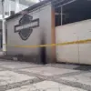 Suasana depan bangunan kontrakan yang diduga jadi tempat penyekapan dan penyiksaan terhadap korban yang berini