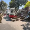 Kembalikan Fungsi Trotoar, 58 Bangunan di Jalan Rajawali Ditertibkan Satpol PP