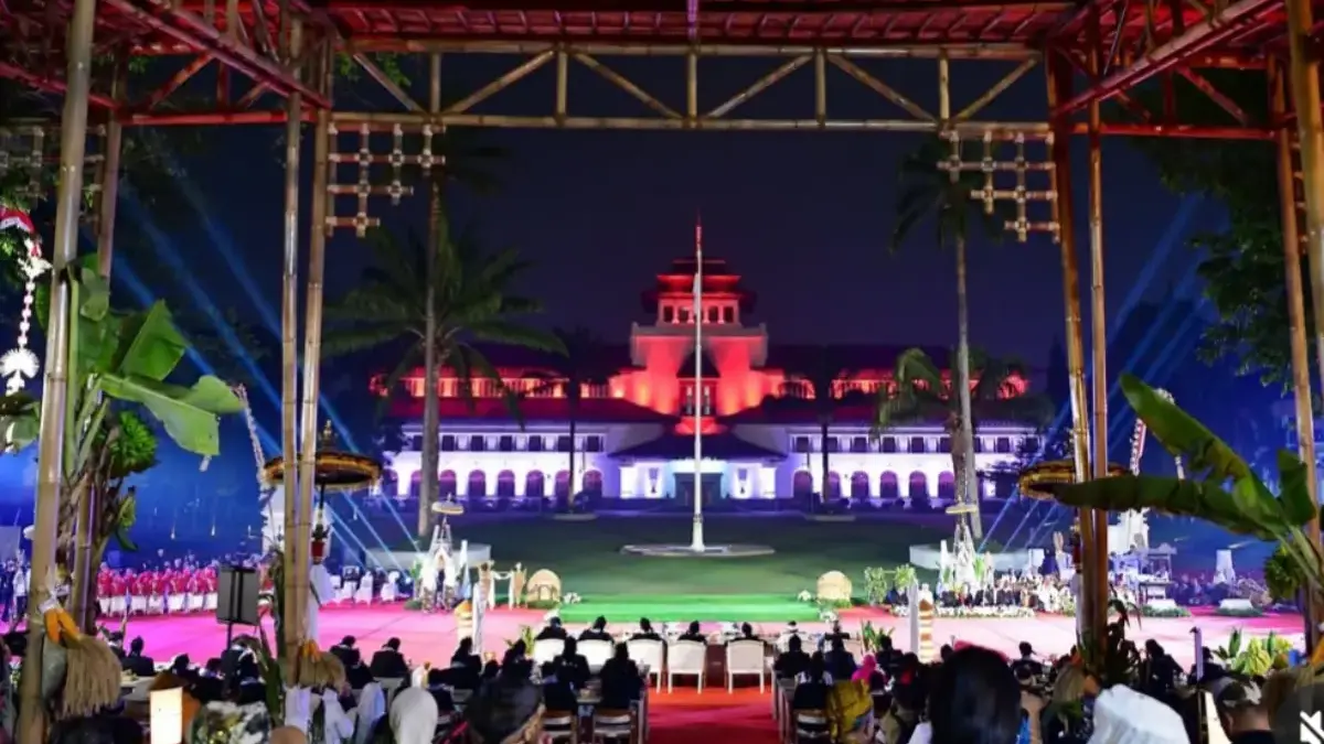 HUT Jabar, Pemprov Bakal Rampingkan OPD! Paripurna Istimewa HUT Jawa Barat di Halaman Gedung Sate.