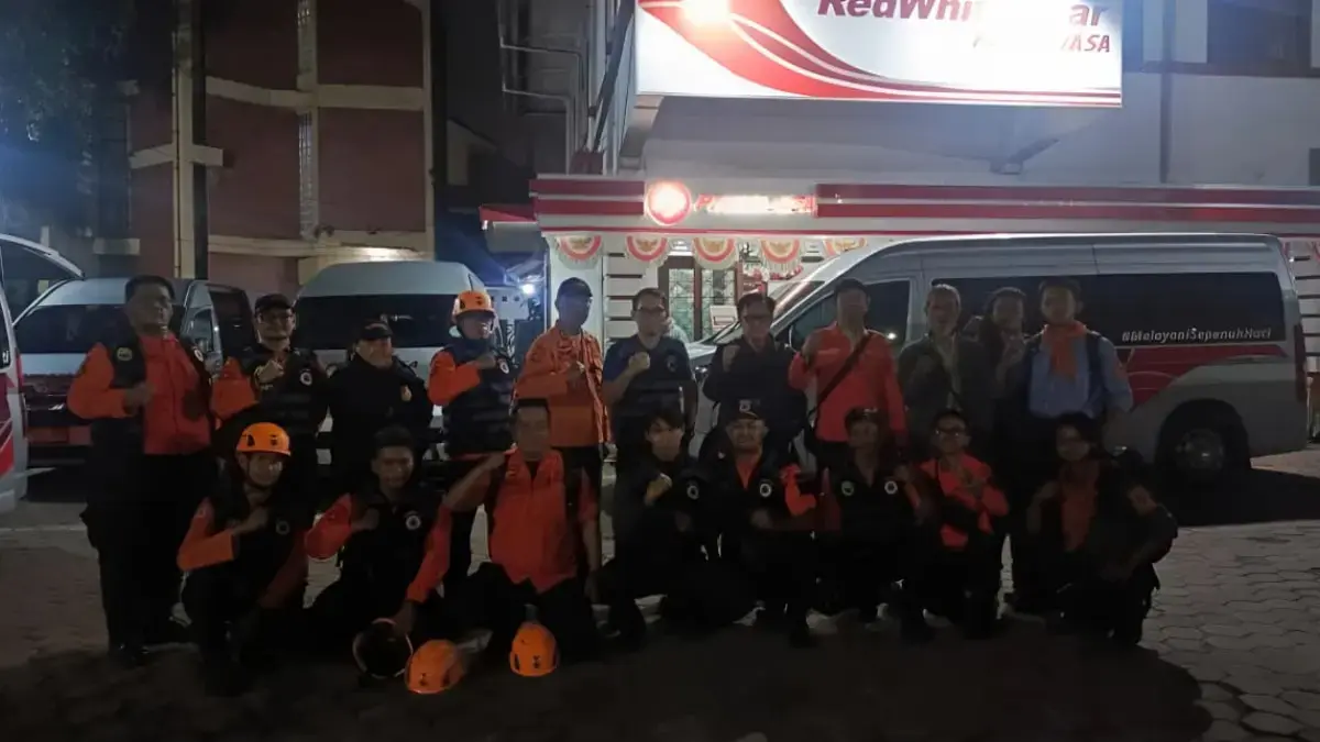 Tim Aju yang diberangkatkan BPBD Jabar untuk membantu sekaligus memastikan penyaluran bantuan masyarakat sampa