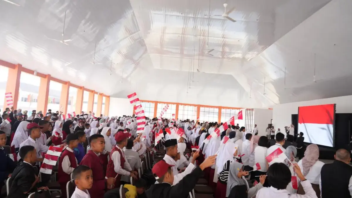Bupati Dorong Pelajar Kabupaten Bandung Melek Keuangan, Mulai dari Menabung Puncak Hari Indonesia Menabung (HIM) Jawa Barat 2026 bersama Otoritas Jasa Keuangan (OJK) di Sekolah Rakyat Te