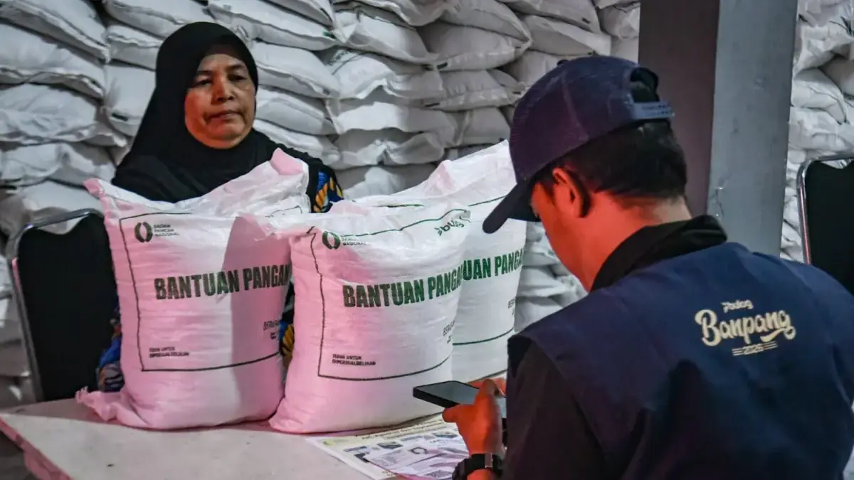 Salurkan 19,95 Ton Bantuan Pangan ke Antapani, Pemkot Bandung Sebut Sudah Tepat Sasaran