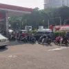 Harga Pertamax Turun Rp300 Jadi Rp15.950 per Liter, Warga Bogor: Belum Tertarik Beralih Sebelum Kembali Rp10-1