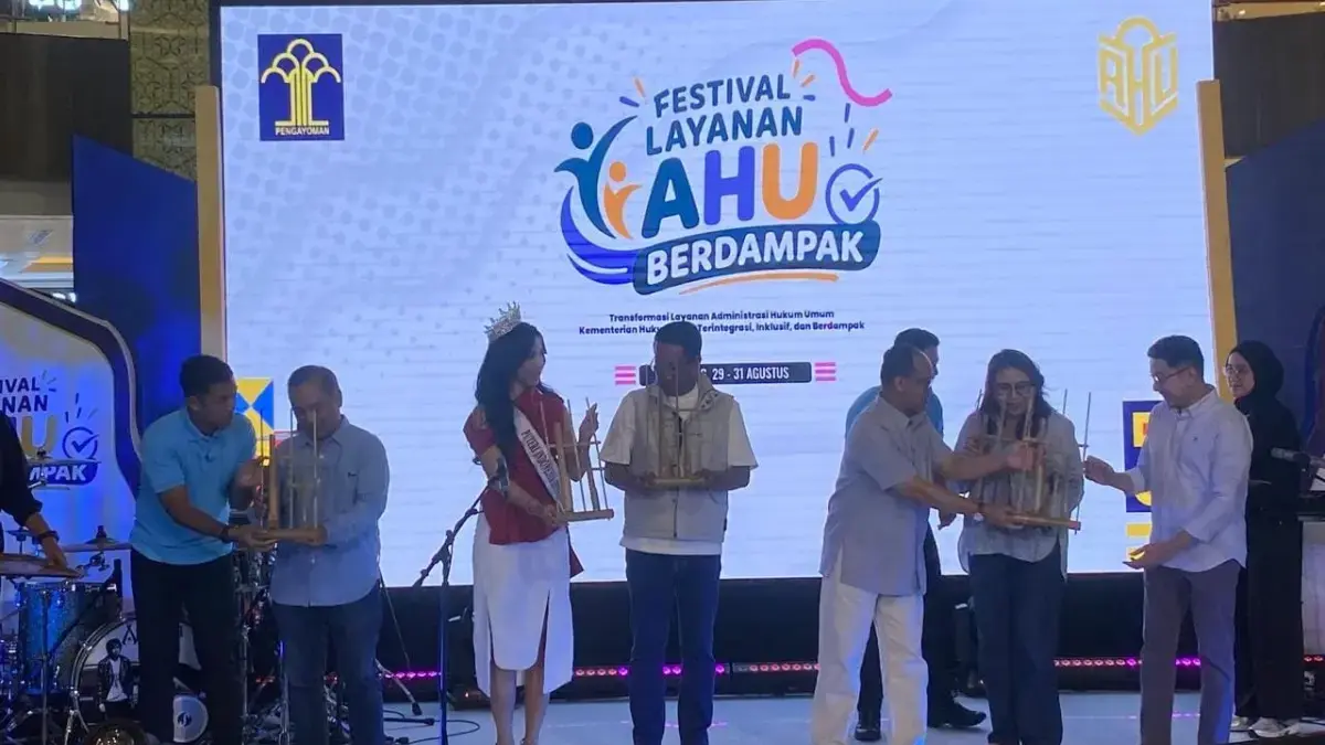 Kemenkum Kenalkan Super App PASTI di Bandung, 470 Layanan Hukum Kini Ada di Genggaman Kemenkum Kenalkan Super App PASTI di Bandung, 470 Layanan Hukum Kini Ada di Genggaman