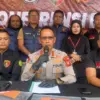 Polres Banjar saat merilis kasus pembununan \'Pak Ogah\' di warung dekat lapang Golf Kota Banjar, Sabtu (8/8/202