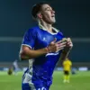Pemain Persib Bandung Mariano Peralta melakukan selebrasi usai mencetak gol ke gawang Manila Digger FC pada ba