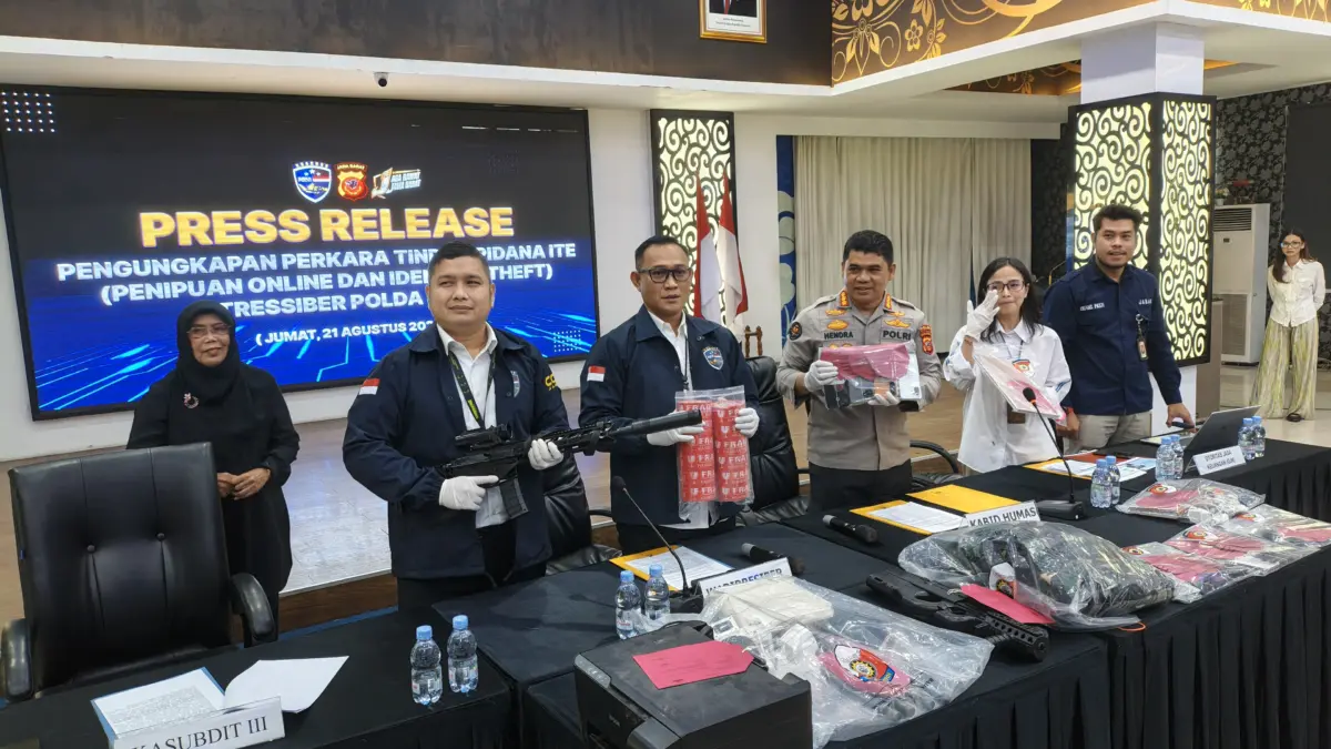 Bongkar Kasus Peniupan Online, 12 Orang Tersangka Berhasil Diciduk Polda Jabar