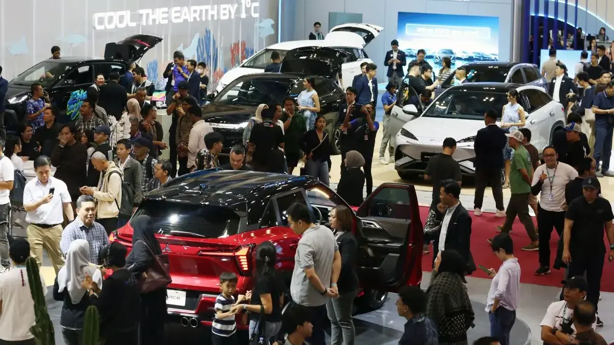 industri otomotif