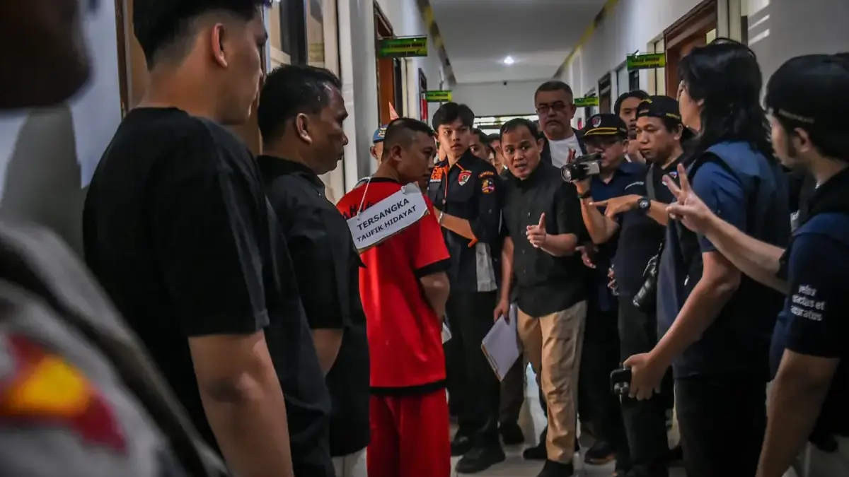 Update Kasus Taufik Hidayat, Polda Jabar serahkan Tersangka dan Barang Bukti ke Kejaksaan 