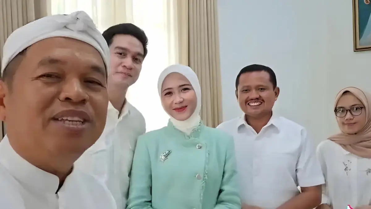Tangkapan layar video klarifikasi yang diunggah Gubernur Jabar, Dedi Mulyadi (KDM) terkait polemik Wabup Sumed