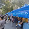 Polresta Bandung menggelar kegiatan Jumat Berkah di sekitar Alun-alun Soreang, Kabupaten Bandung, Jumat (4/9/2