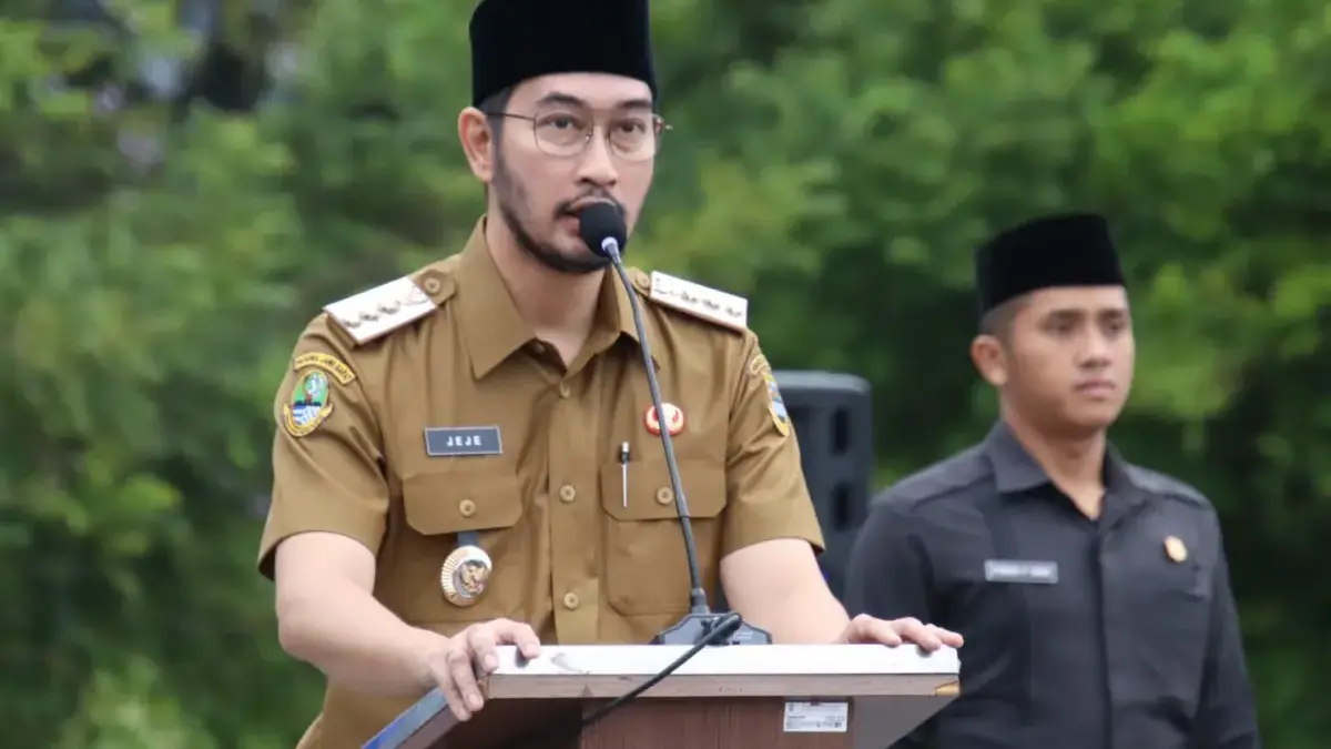 Tensi politik birokrasi di Kabupaten Bandung Barat kian memanas menjelang agenda rotasi dan mutasi Jabatan Pim