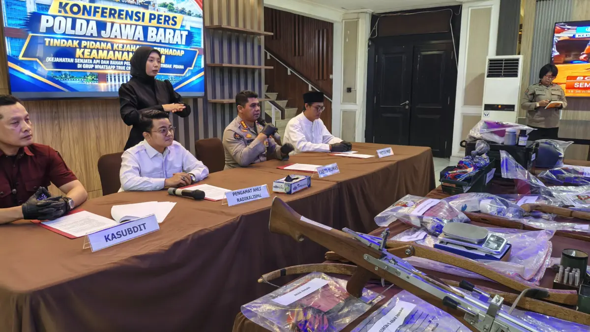 Simpan Bahan Peledak dan Amunisi Berbahaya, Pria di KBB Diciduk Polda Jabar
