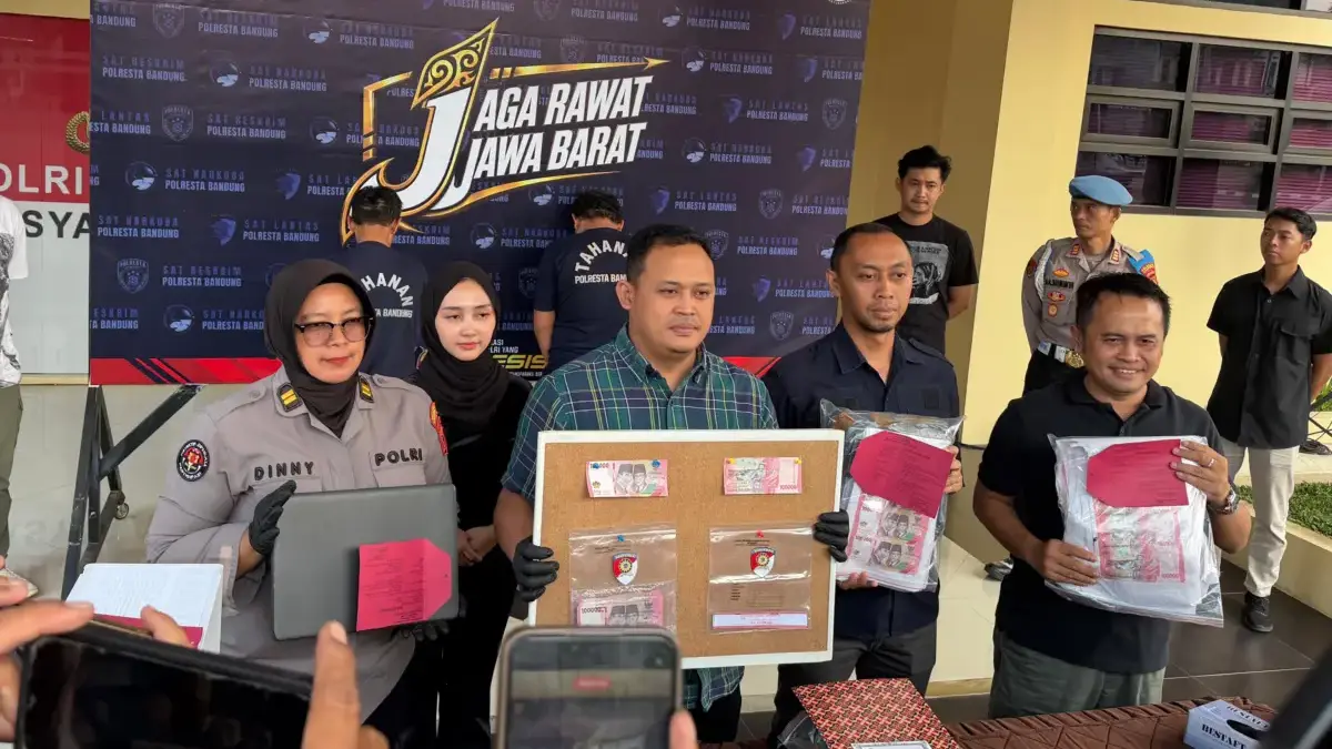 Gunakan 8 Printer, Dua Bersaudara di Ciparay Cetak Uang Palsu Rp300 Juta dalam Tiga Bulan! 