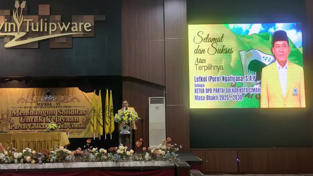 Wali Kota Cimahi, Ngatiyana saat Memberikan Sambutan usai Terpilih Menjadi Ketua DPD Partai Golkar Cimahi (mon