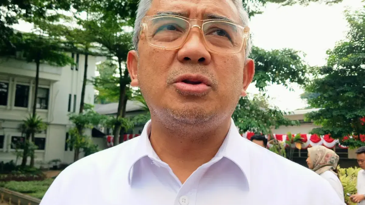 Pemkot Bandung Akui Butuh Miliaran untuk Benahi Banjir Secara Menyeluruh Wali Kota Bandung, Muhammad Farhan (Sadam/JE)