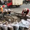 Program penataan jaringan kabel telekomunikasi yang digulirkan Pemkot Bandung mulai menyisakan persoalan tekni
