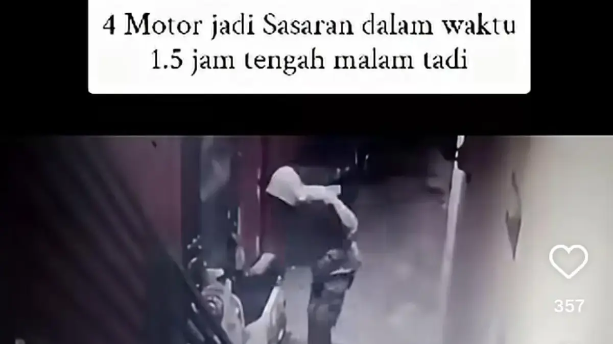 Viral, Empat Motor di Ujungberung Bandung Jadi Sasaran Percobaan Pencurian Ist. Aksi percobaan pencurian kendaraan bermotor di wilayah Ujungberung, Kota Bandung. Dok. Tangkap Layar Sosi